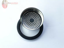 Заредете изображението в програмата за преглед на галерия, FAEMA ROCKET E - 61 Group Head Kit, set Shower Screen & 8mm Group Gasket - parts - Coffeesection